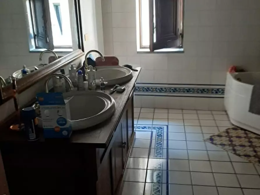 Immagine 7 di Porzione di casa in vendita  a Pietravairano