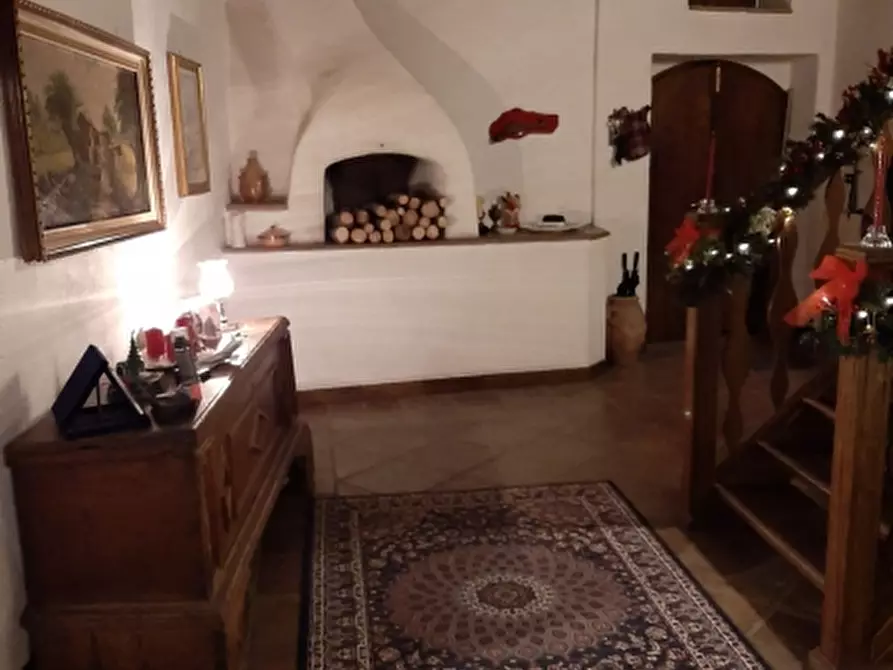 Immagine 9 di Porzione di casa in vendita  a Pietravairano