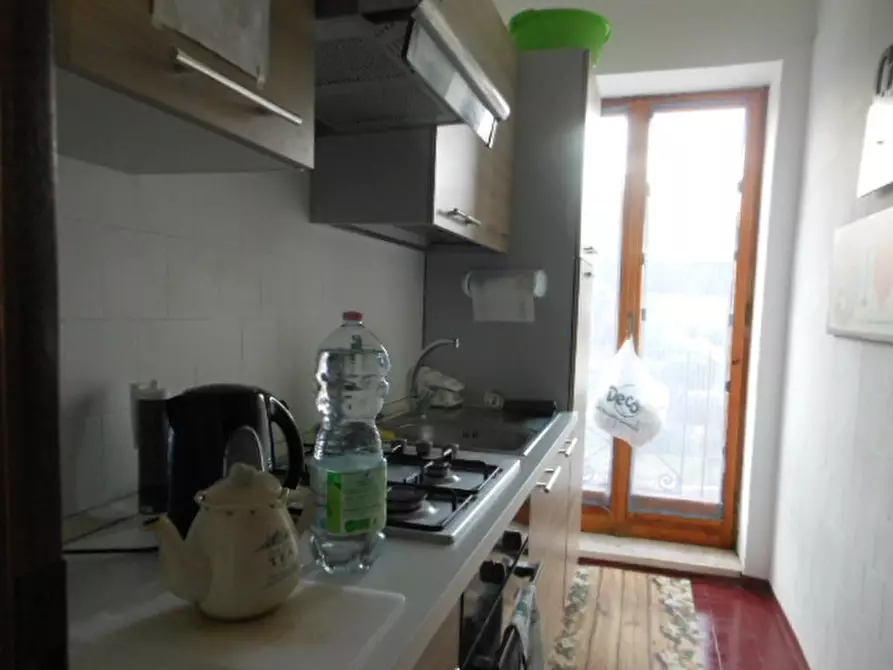 Immagine 15 di Appartamento in vendita  a Teano