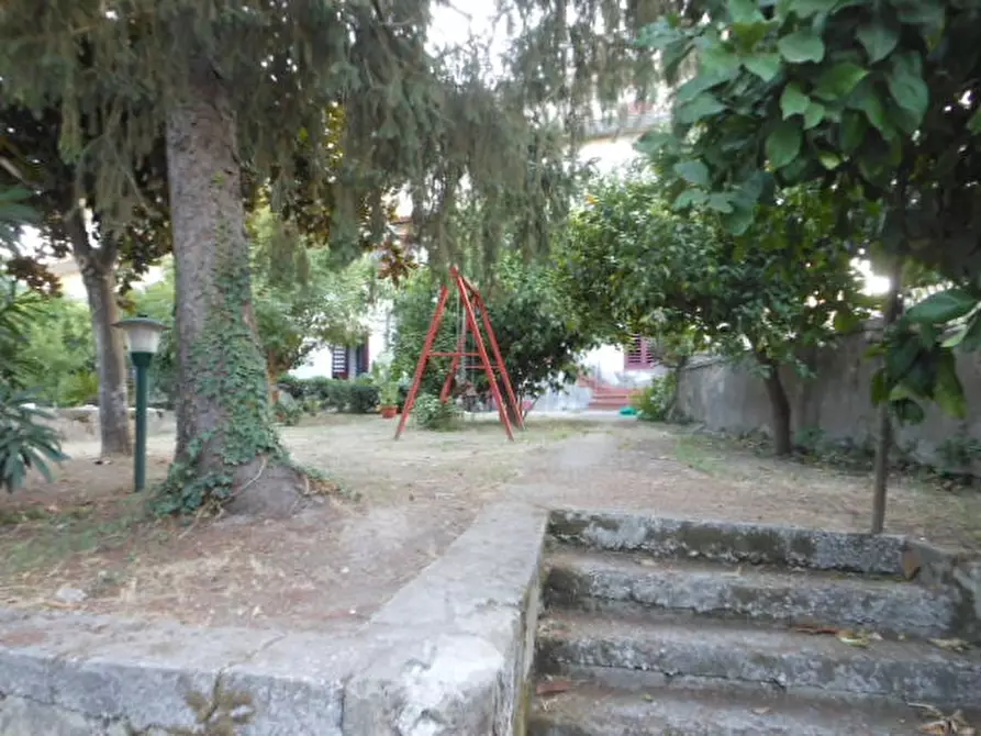 Immagine 17 di Appartamento in vendita  a Teano