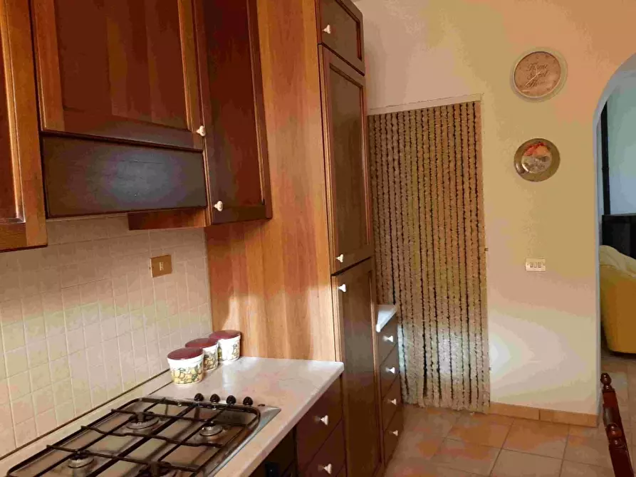 Immagine 19 di Appartamento in vendita  a Marzano Appio