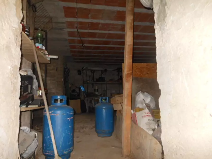 Immagine 15 di Porzione di casa in vendita  a Marzano Appio