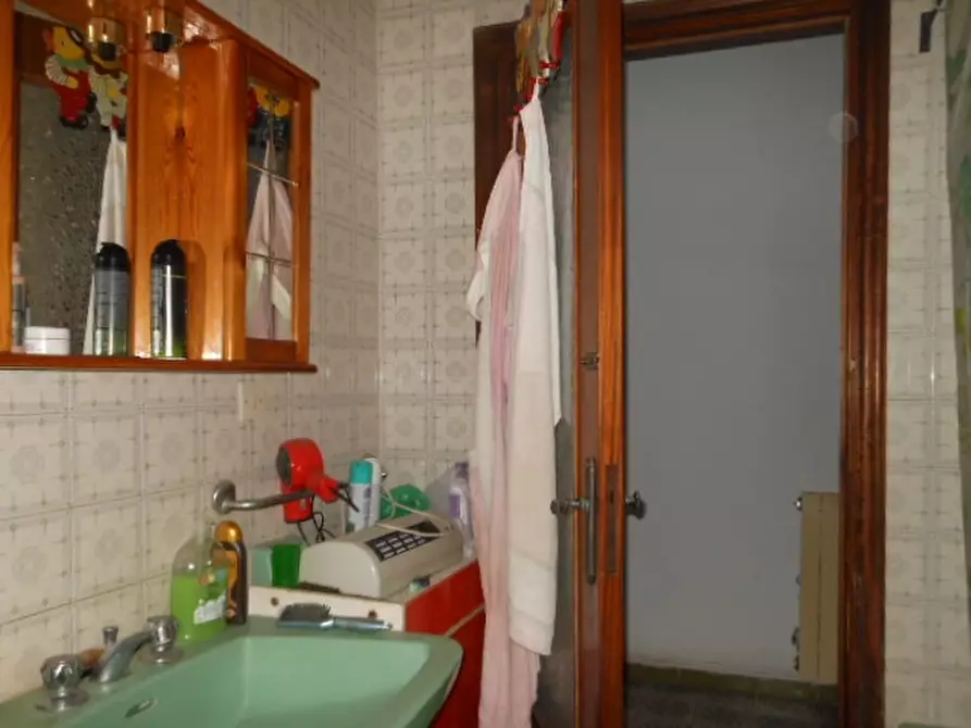 Immagine 10 di Porzione di casa in vendita  a Marzano Appio