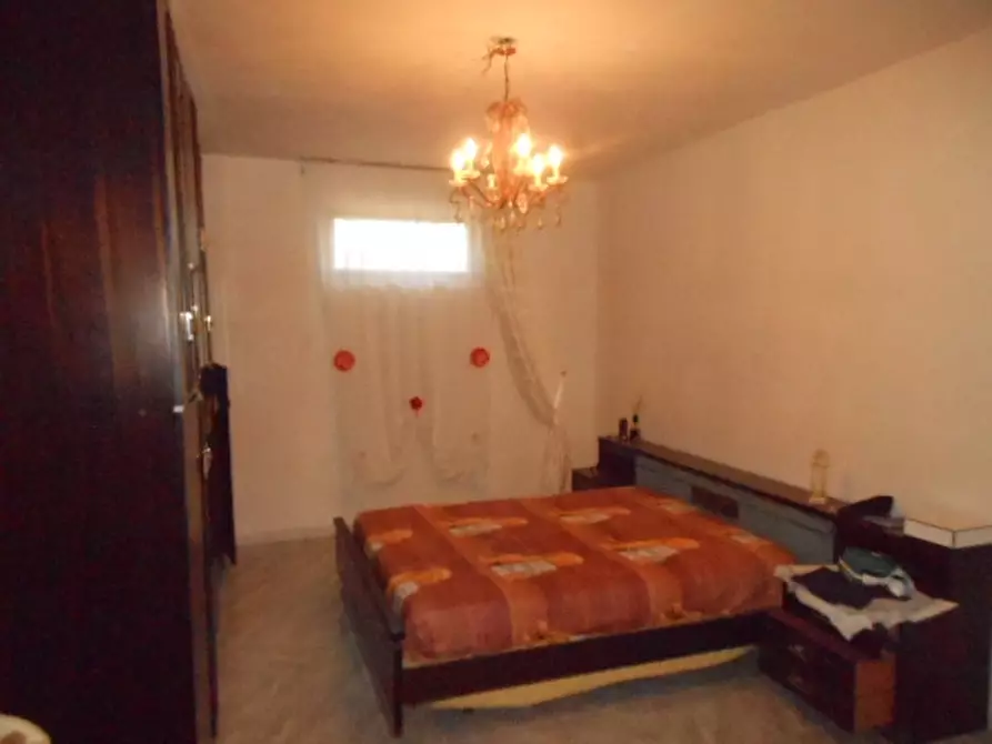 Immagine 4 di Villa in vendita  a Pratella