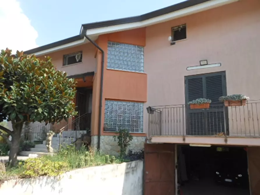 Immagine 9 di Villa in vendita  a Pratella