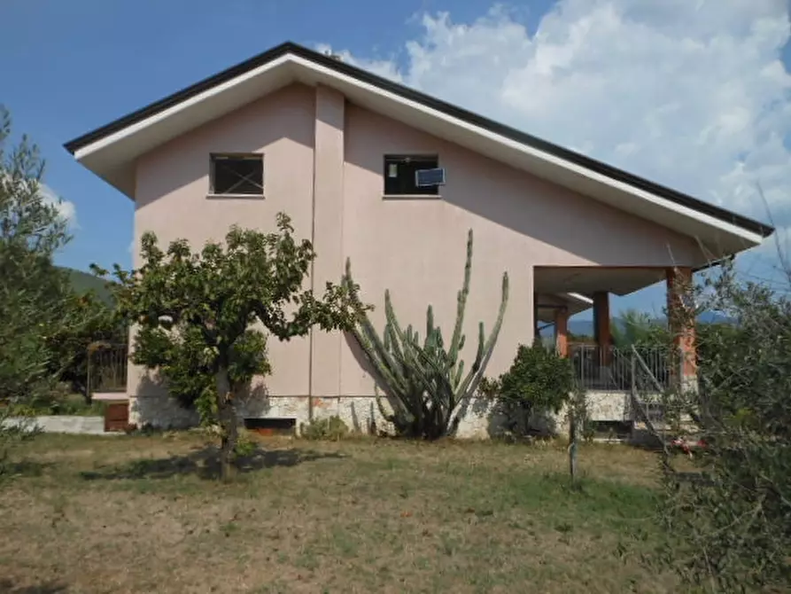 Immagine 15 di Villa in vendita  a Pratella