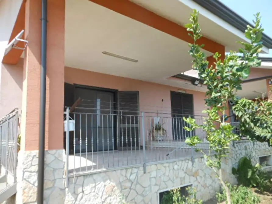 Immagine 16 di Villa in vendita  a Pratella