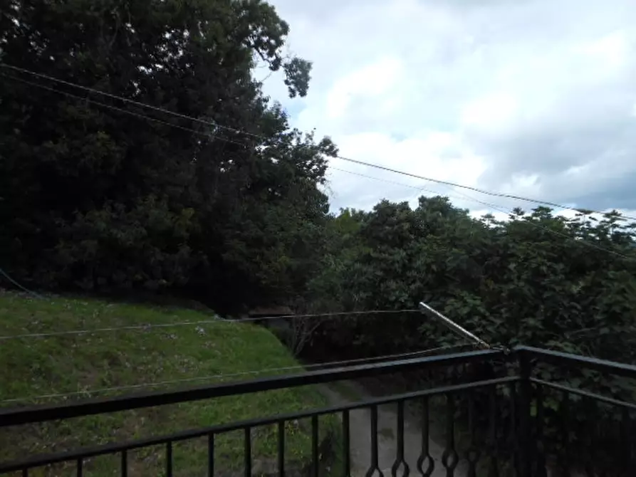 Immagine 12 di Porzione di casa in vendita  a Caianello