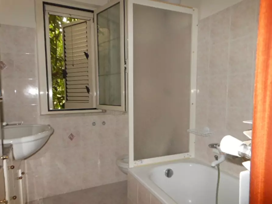 Immagine 16 di Porzione di casa in vendita  a Caianello