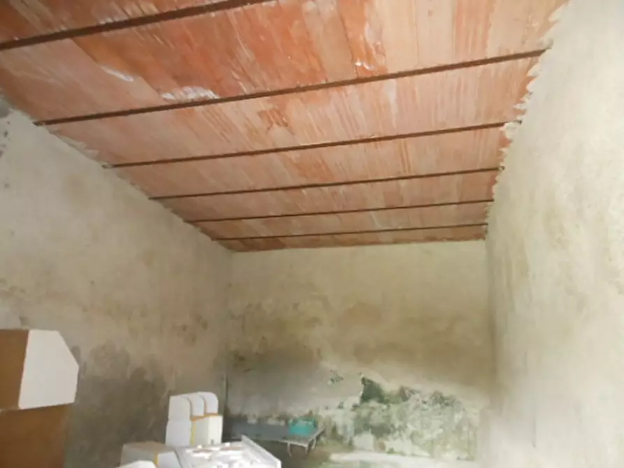 Immagine 2 di Casa indipendente in vendita  a Marzano Appio