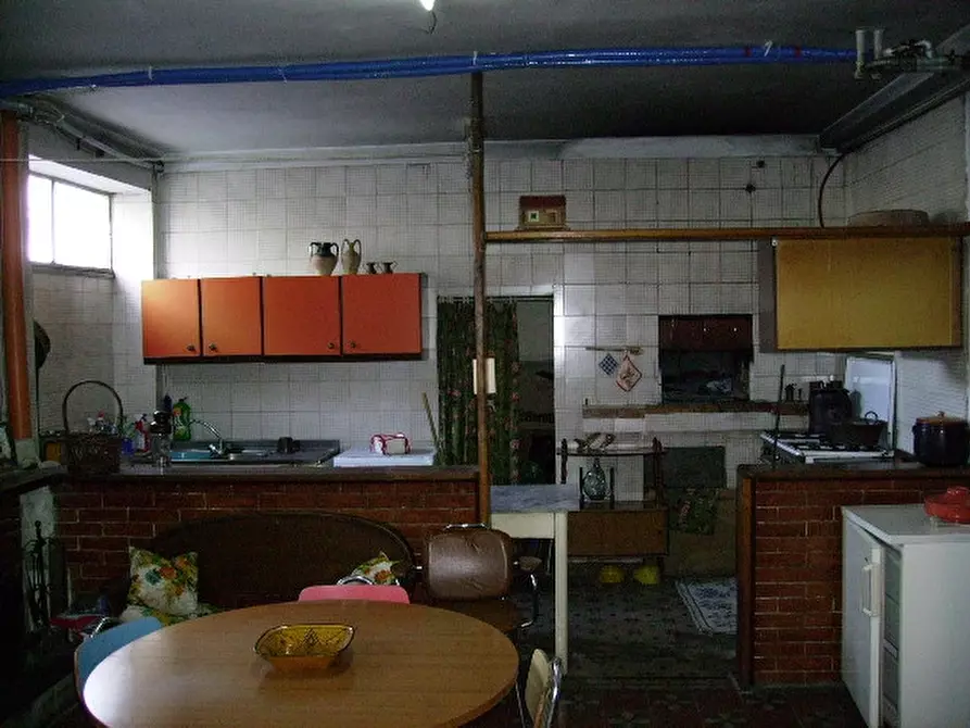 Immagine 22 di Mansarda in vendita  a Vairano Patenora