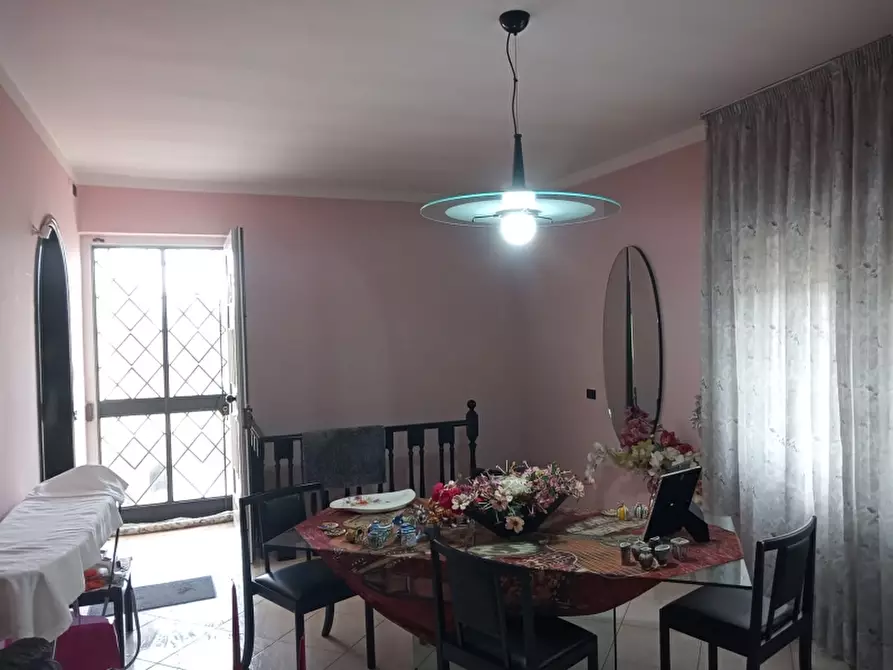 Immagine 21 di Villa in vendita  a Vairano Patenora