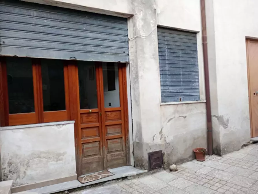 Immagine 2 di Porzione di casa in vendita  a Castello Del Matese