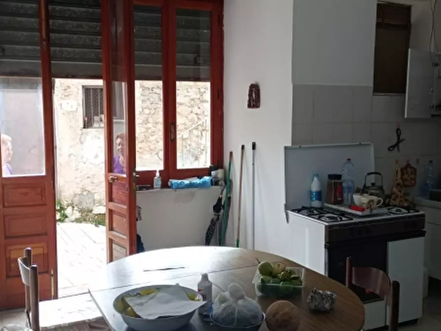 Immagine 27 di Porzione di casa in vendita  a Castello Del Matese