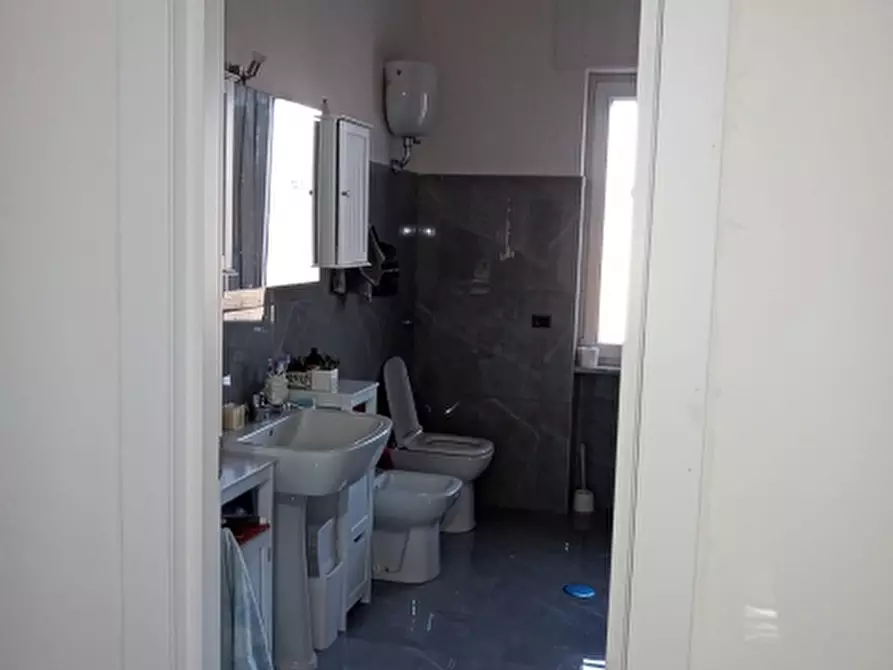 Immagine 5 di Villa in vendita  a Pietravairano