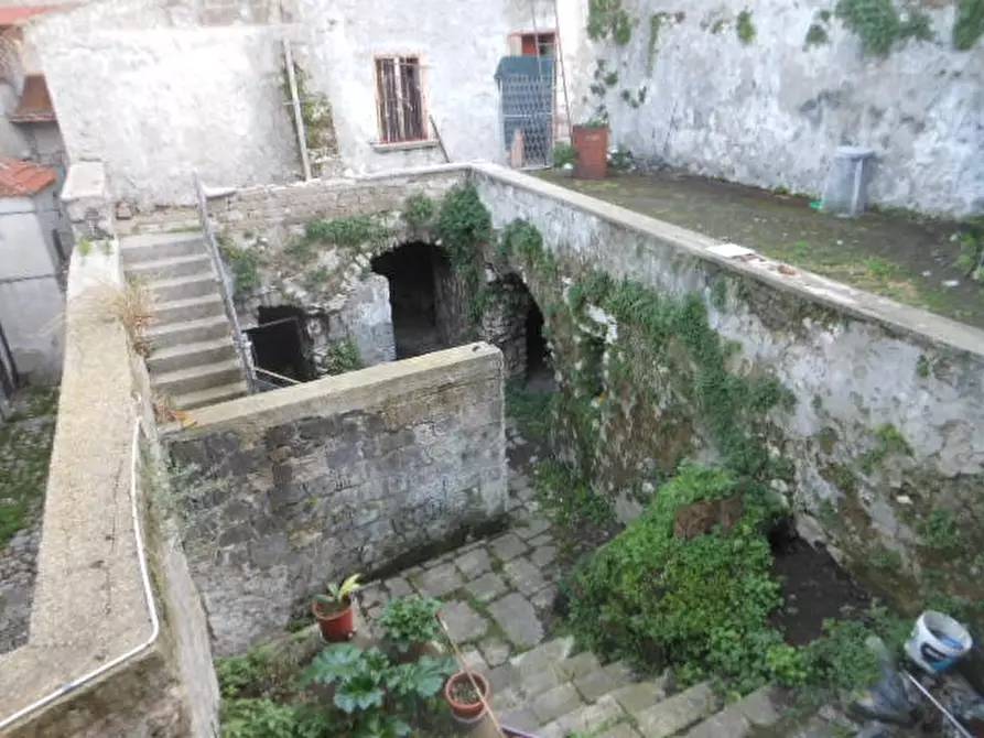 Immagine 10 di Porzione di casa in vendita  a Pietramelara