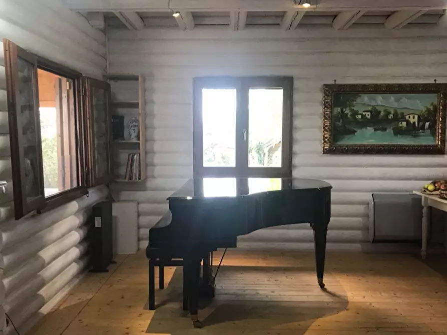 Immagine 20 di Villa in vendita  a Alife