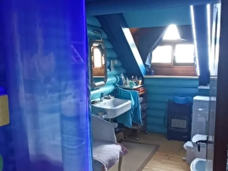 Immagine 28 di Villa in vendita  a Alife