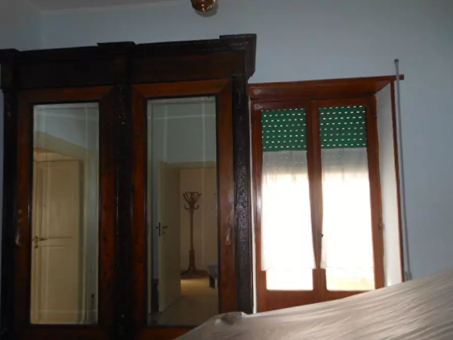 Immagine 11 di Appartamento in vendita  a Teano