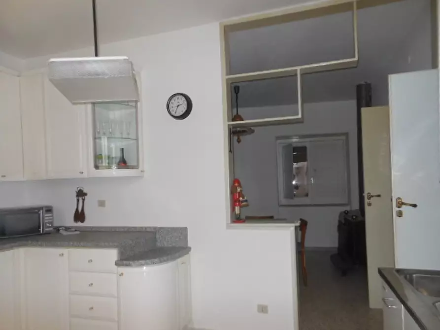 Immagine 20 di Appartamento in vendita  a Teano