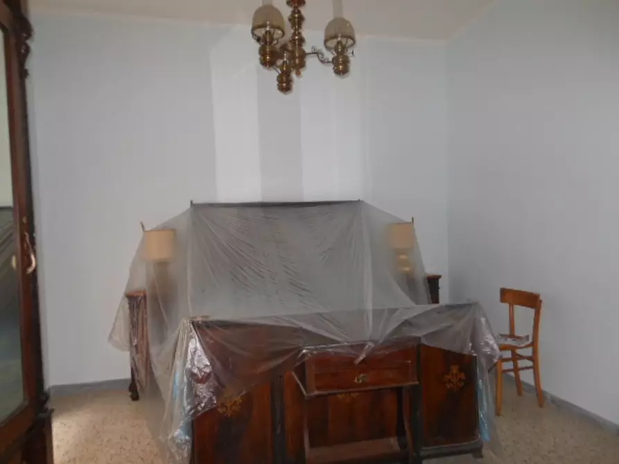 Immagine 9 di Appartamento in vendita  a Teano