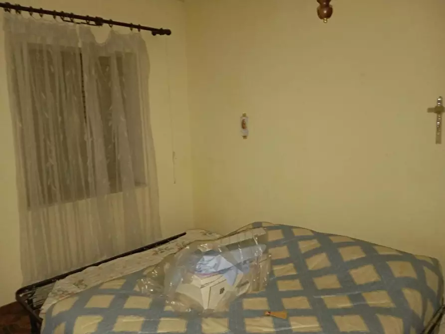 Immagine 4 di Porzione di casa in vendita  a Teano