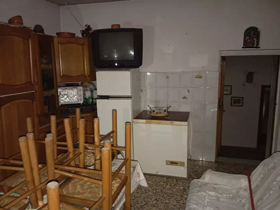 Immagine 6 di Porzione di casa in vendita  a Teano