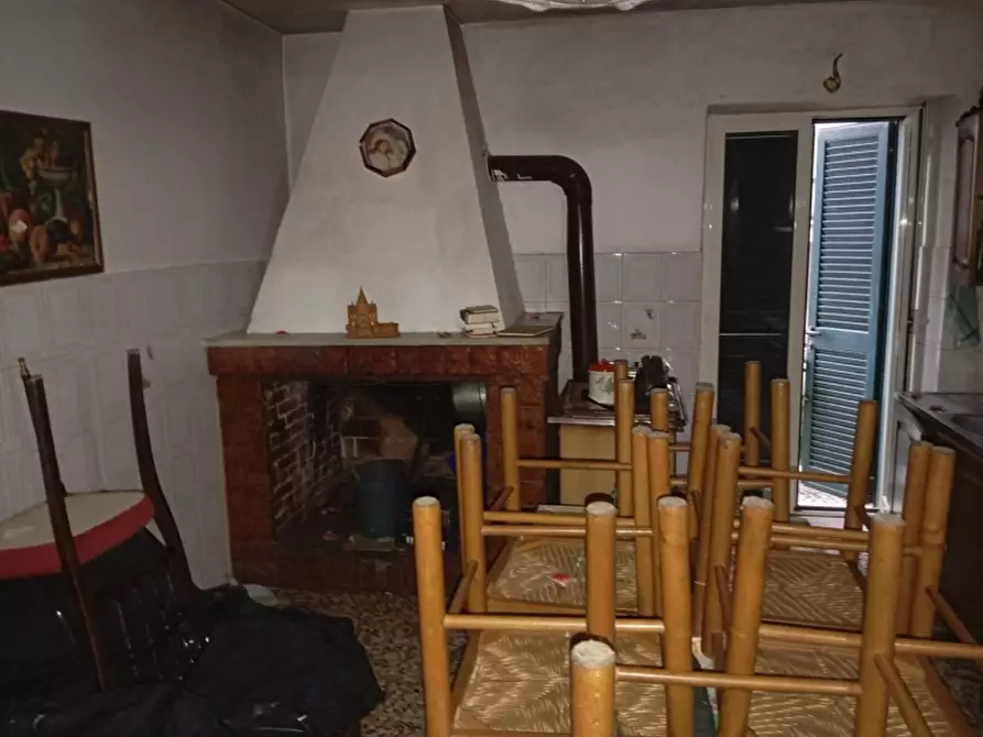 Immagine 9 di Porzione di casa in vendita  a Teano