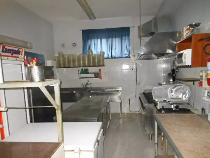 Immagine 7 di Pizzeria / Pub in affitto  in SP 26 a Presenzano