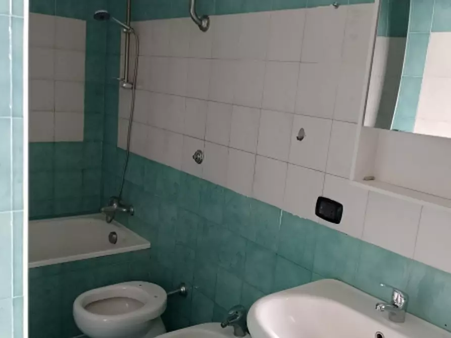 Immagine 8 di Appartamento in vendita  a Teano