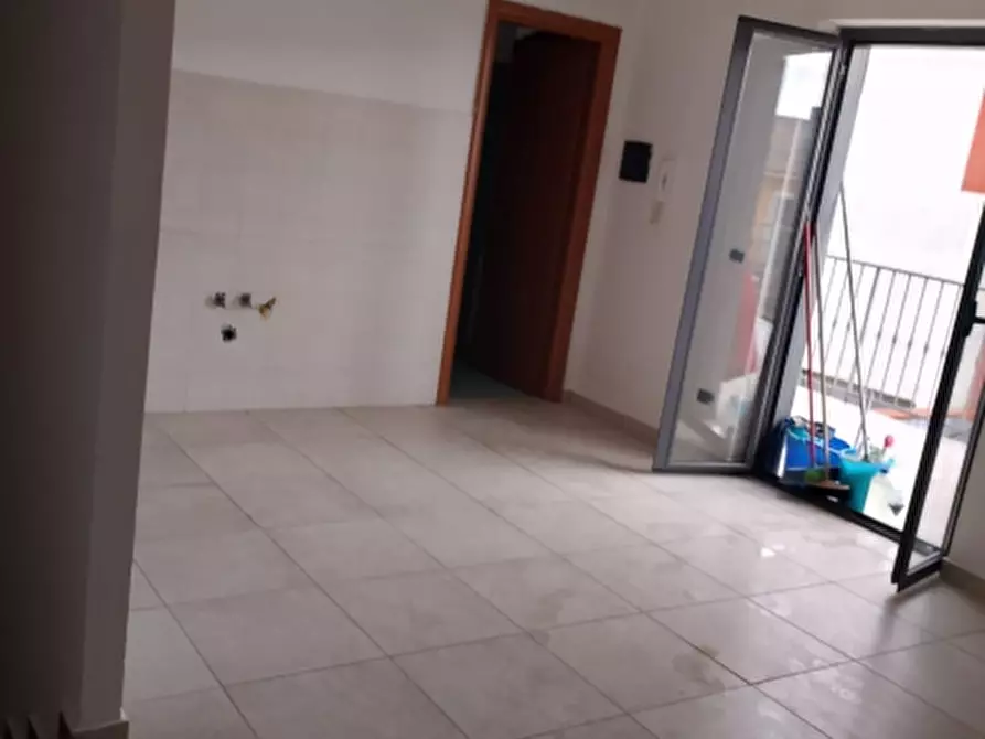 Immagine 11 di Appartamento in vendita  a Teano