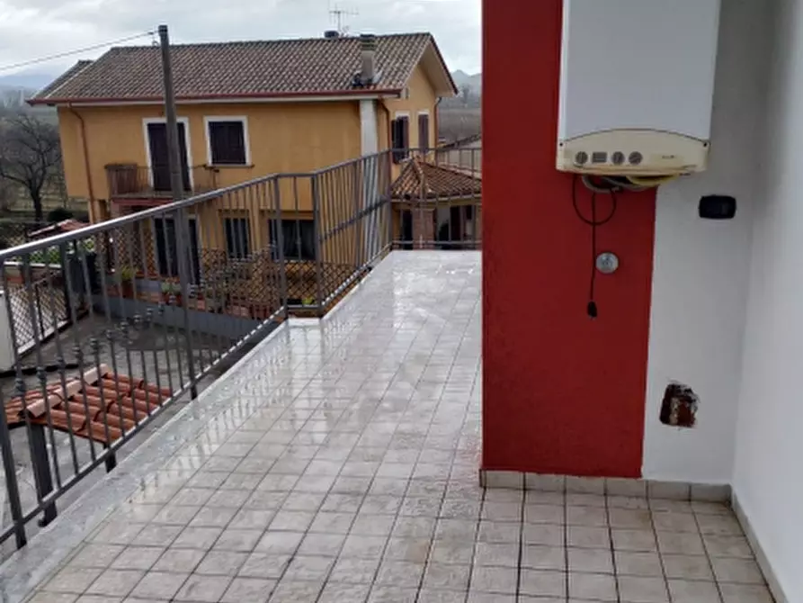 Immagine 15 di Appartamento in vendita  a Teano