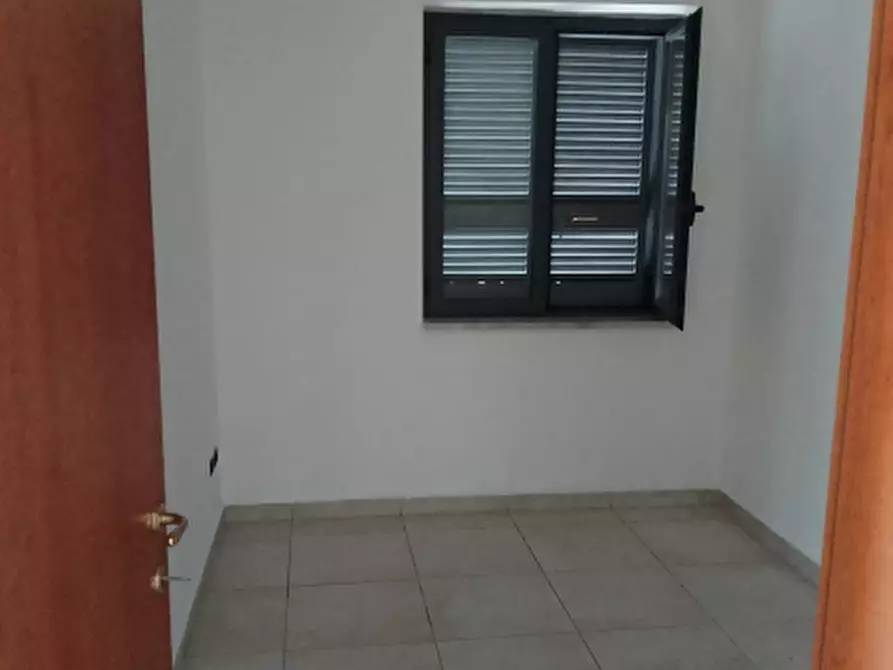 Immagine 18 di Appartamento in vendita  a Teano