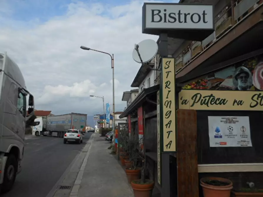 Immagine 10 di Attività commerciale in vendita  in VIA NAPOLI 381 a Vairano Patenora