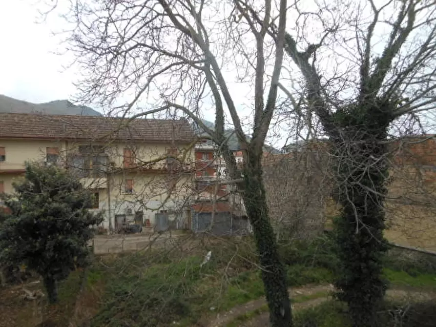 Immagine 9 di Villa in vendita  a Vairano Patenora