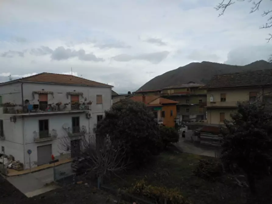 Immagine 10 di Villa in vendita  a Vairano Patenora