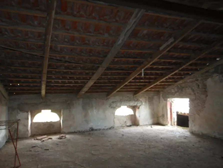 Immagine 18 di Porzione di casa in vendita  a Marzano Appio