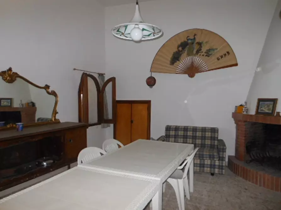 Immagine 4 di Porzione di casa in vendita  a Marzano Appio