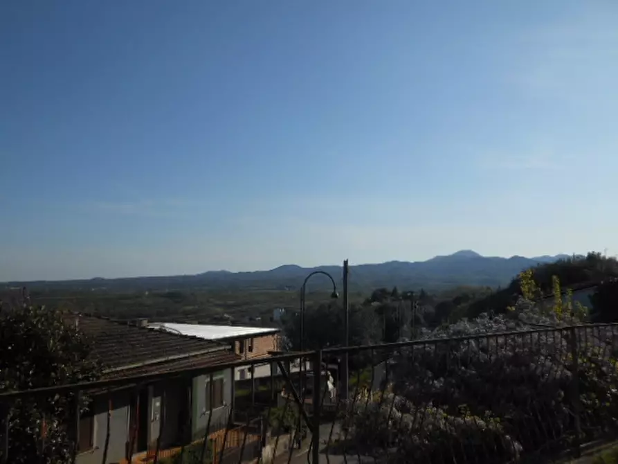 Immagine 11 di Porzione di casa in vendita  a Presenzano