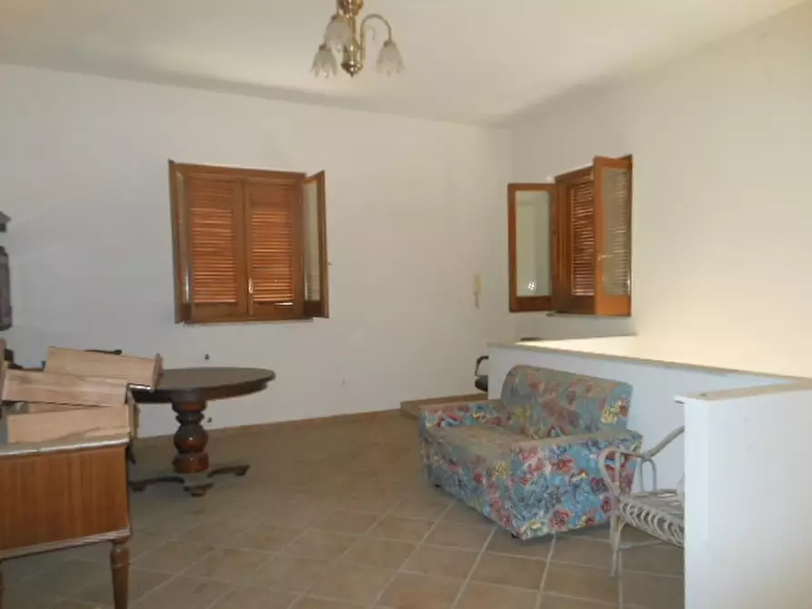 Immagine 9 di Rustico / casale in vendita  a Roccaromana