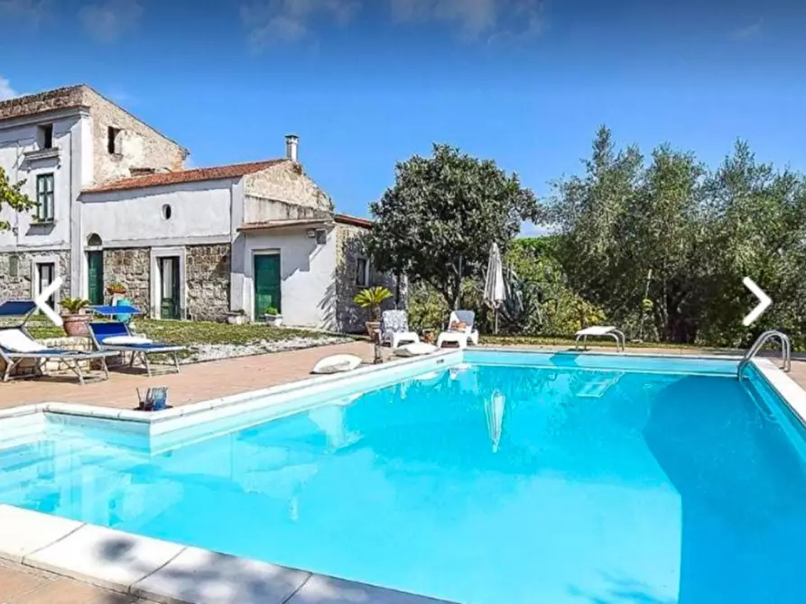 Immagine 23 di Villa in vendita  a Teano