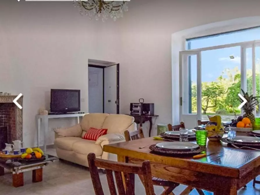 Immagine 6 di Villa in vendita  a Teano