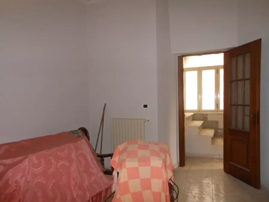 Immagine 9 di Appartamento in vendita  a Tora E Piccilli