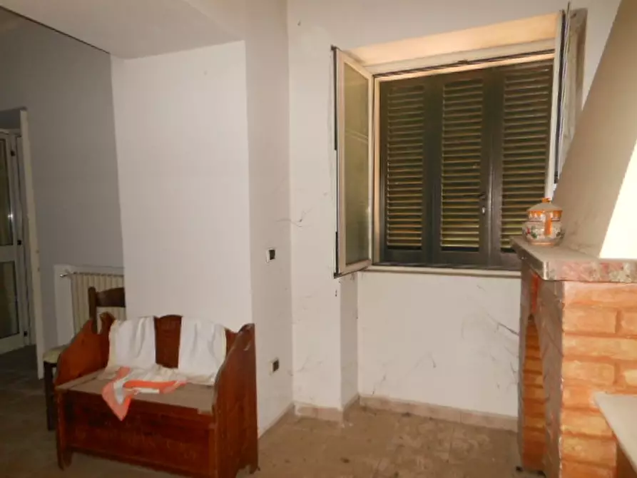 Immagine 10 di Appartamento in vendita  a Tora E Piccilli