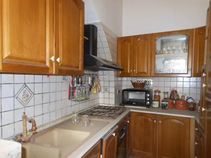 Immagine 3 di Appartamento in vendita  a Tora E Piccilli