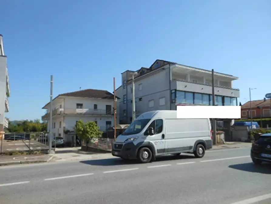 Immagine 6 di Casa indipendente in vendita  a Caianello