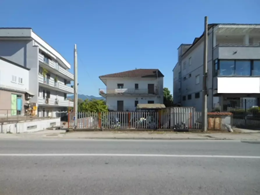 Immagine 7 di Casa indipendente in vendita  a Caianello