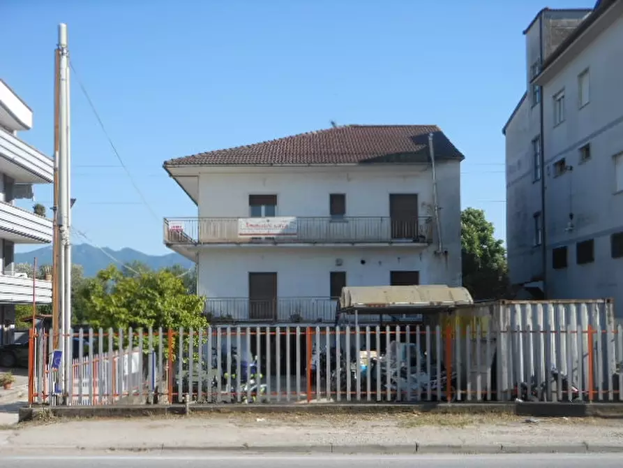 Immagine 11 di Casa indipendente in vendita  a Caianello