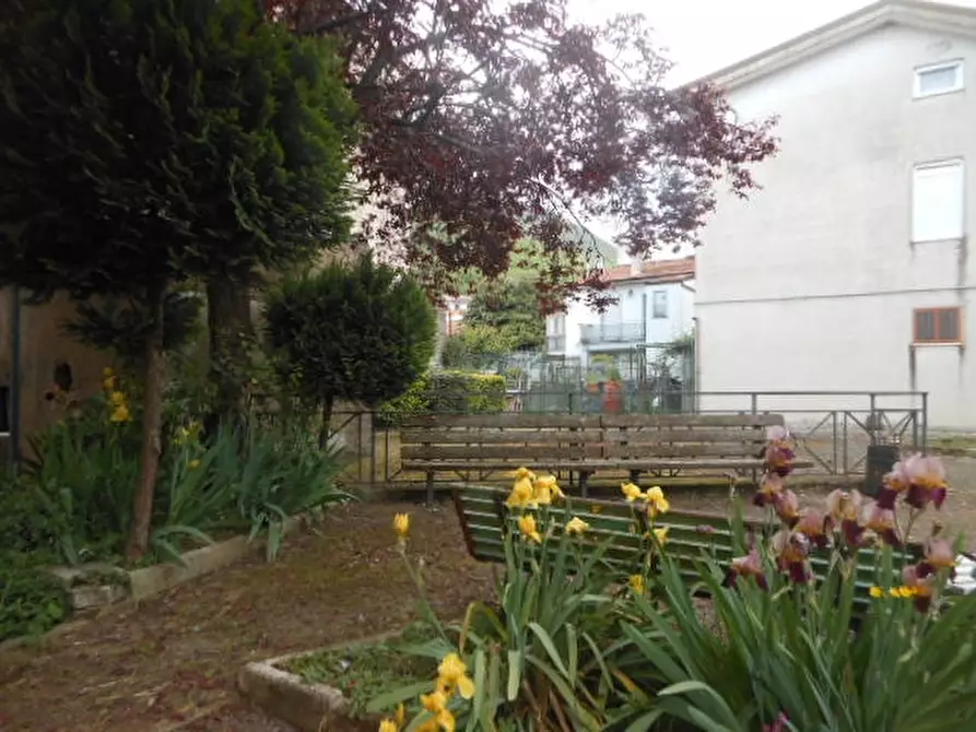 Immagine 4 di Porzione di casa in vendita  a Roccamonfina