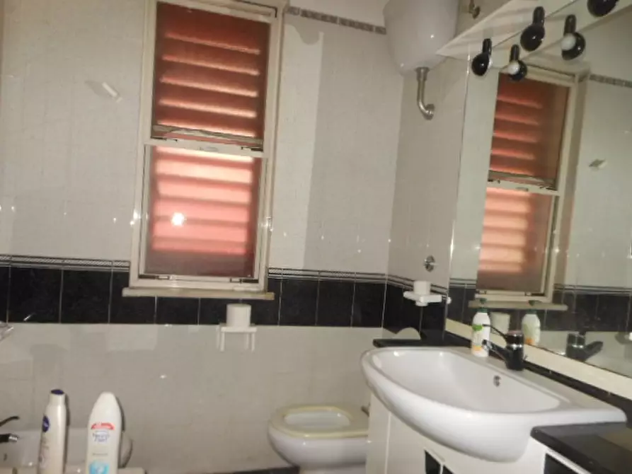 Immagine 9 di Casa indipendente in vendita  a Riardo